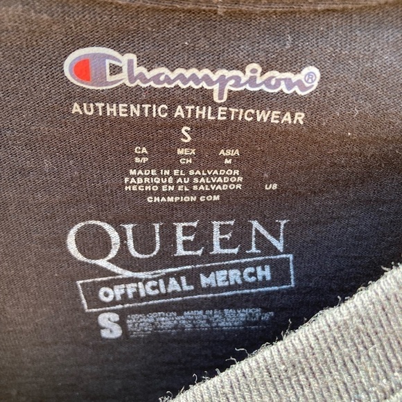 Men's Champion x Queen T-Shirt Black Freddy Mercury S Crew Cotton 80s Music Icon - Picture 3 of 11